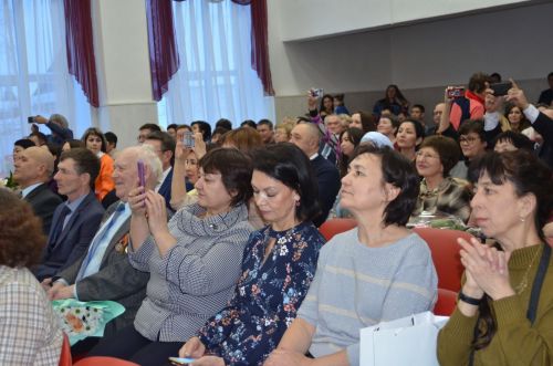 В старейшей школе Бавлов состоялась встреча выпускников