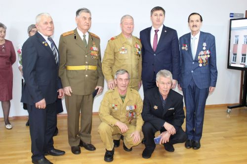Вторая школа Бавлов отметила юбилей (фотогалерея)