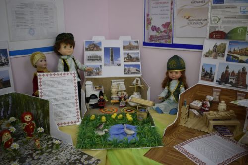 Баулының рус телле  тәрбиячеләре татарча да сөйләшә һәм эшли