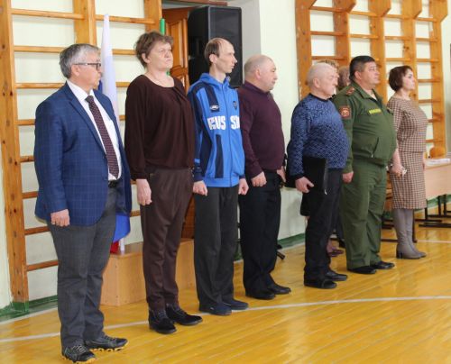 Песни и строй бавлинских юнармейцев