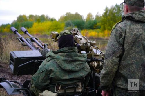 В Татарстане ежедневно поступает 30 обращений на службу по контракту