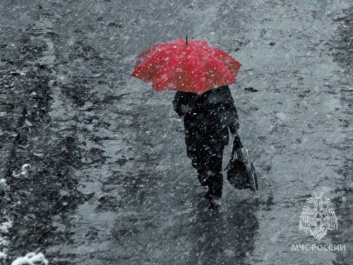 В первый день мая в Татарстане ожидается гроза и сильный ветер