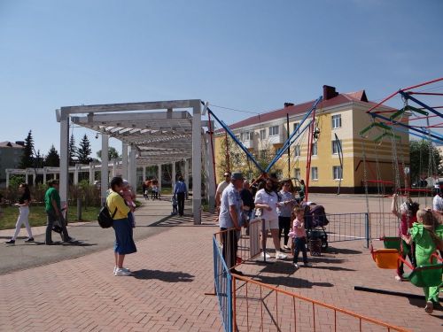 Первомай в Бавлах: фотогалерея с празднования Дня труда в Бавлинском районе