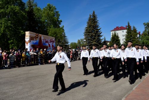 В Бавлах отмечают День Победы