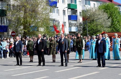 В Бавлах отмечают День Победы