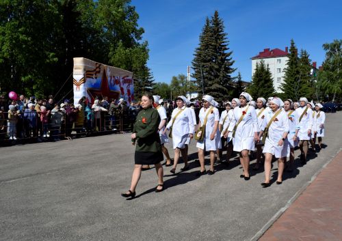 В Бавлах отмечают День Победы