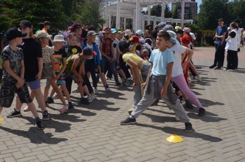 Җәйнең беренче көне Баулы балалары өчен зур бәйрәм оештырдылар