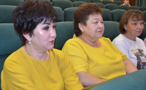 В Бавлах чествовали медицинских работников