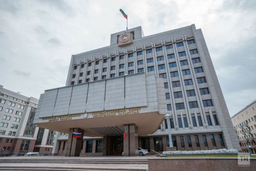 Бавлинских рукодельниц наградили дипломами в Госсовете РТ