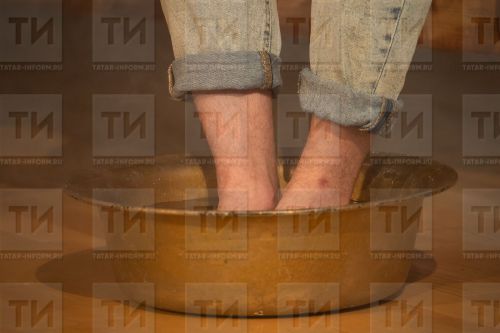 Аякларыгыз шешенәме?