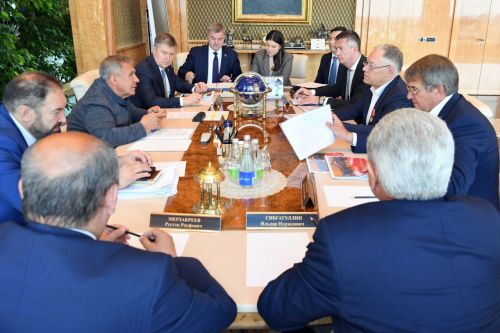 Рустам Минниханов обсудил с главой «Росавтодора» строительство платной дороги Шали — Бавлы