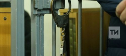 В РТ мужчина насмерть заколол тело женщины