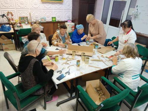 В Бавлах изготовили окопные свечи