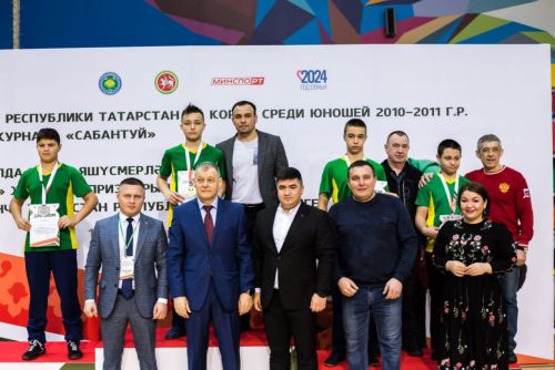 Бавлинцы стали призерами по национальной борьбе