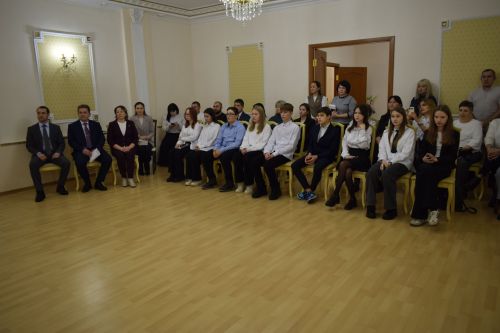 В день Конституции бавлинцы получили паспорта