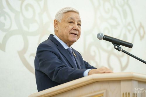Фарид Мухаметшин поздравил жителей республики с Днем Государственного герба Татарстана