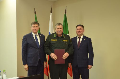Министр лесного хозяйства Татарстана встретился с бавлинскими лесниками