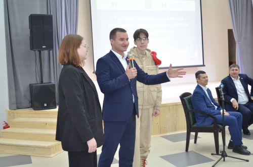 В Бавлах после капремонта открылся молодёжный центр