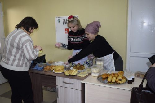 В день выборов в Кзыл- Ярском избирательном участке прошла благотворительная ярмарка