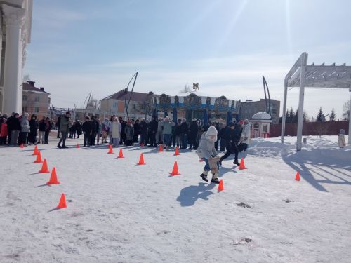 Бавлинцы проводили зиму массовыми гуляниями