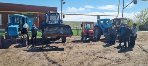 В сёлах Бавлинского района провели техосмотр тракторов