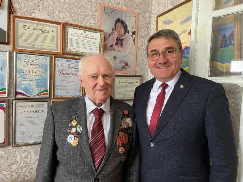 Ветеран образования Петр Потапов отметил 95-летие юбилей