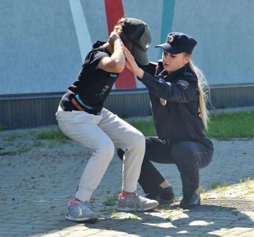 В Бавлах прошла зарядка со стражами порядка