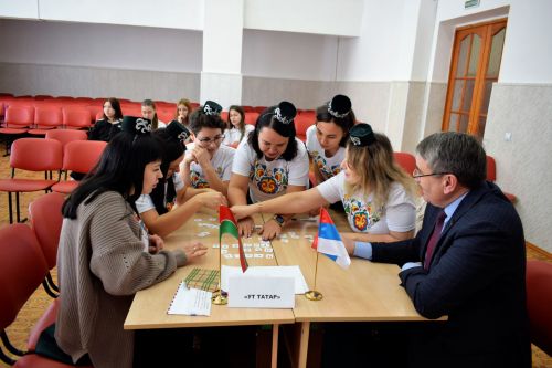 В Бавлах прошла патриотическая игра среди работников образования