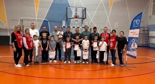 В Бавлинском районе  отцы и дети сразились за значки ГТО