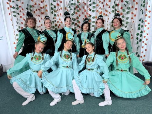 Коллектив Бавлинского района блистал на Межрегиональном фестивале