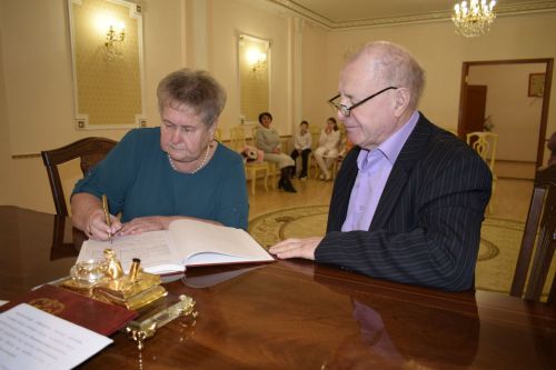 Золотой юбилей отметила в Бавлах чета Каримовых