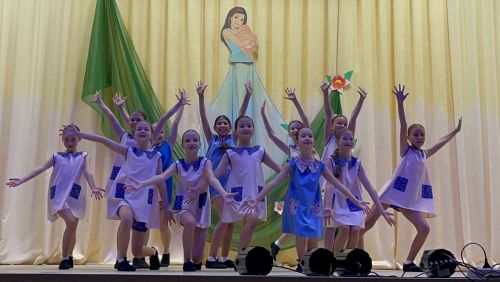 В Бавлинском районе прошёл концерт «Нет тебя дороже…»