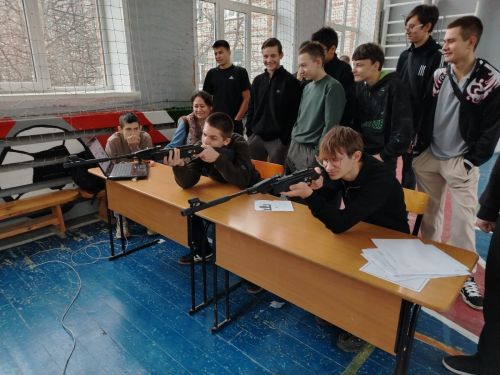 Студенты и преподаватели аграрного колледжа выполнили норматив ГТО