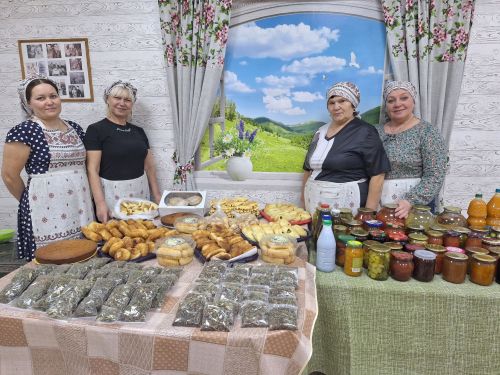 Жители бавлинского села пекут для солдат