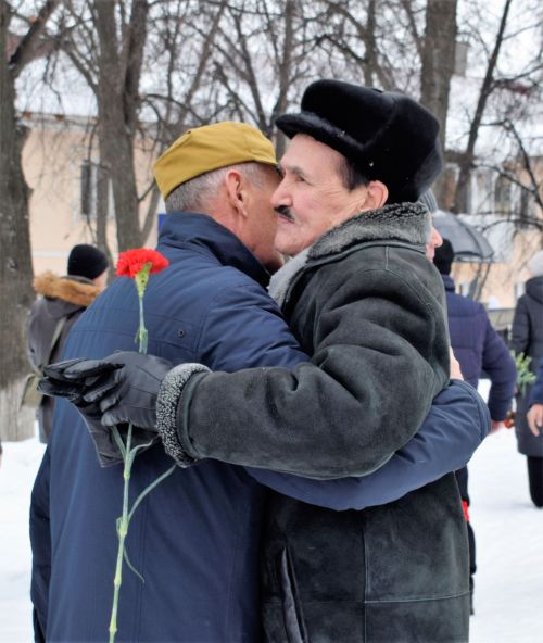 В Бавлах провели митинг ко дню вывода советских войск из Афганистана