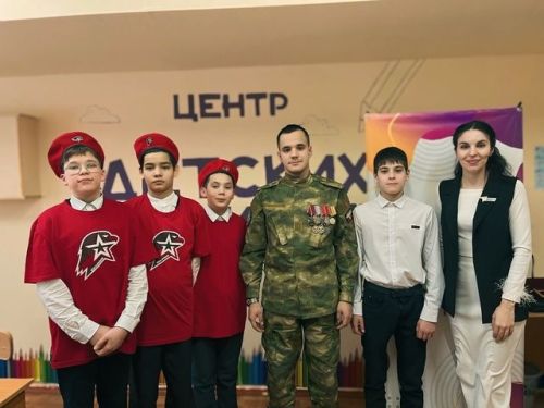 В Бавлах задали 100 вопросов Герою