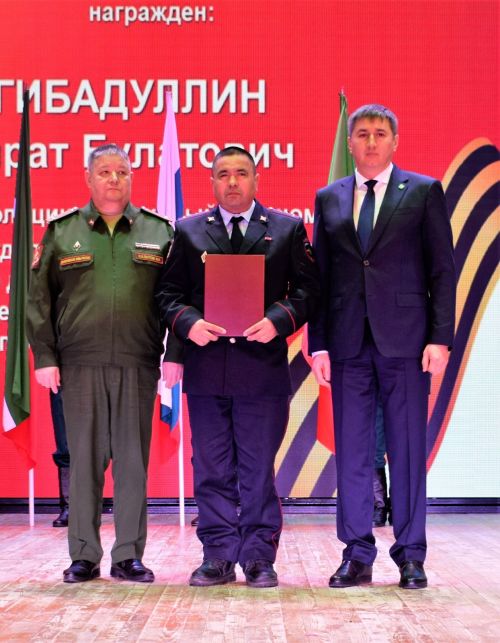 В честь героев и защитников: в Бавлах прошёл большой праздничный концерт