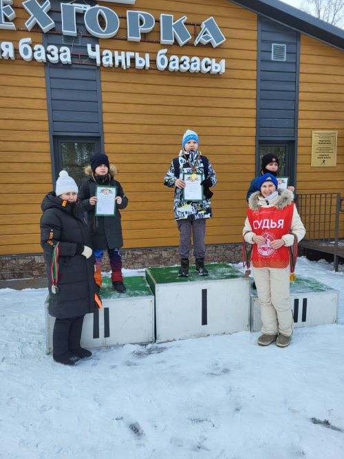 Лыжные гонки в Бавлинском районе: более 50 школьников приняли участие в соревнованиях, посвящённых 80-летию Победы