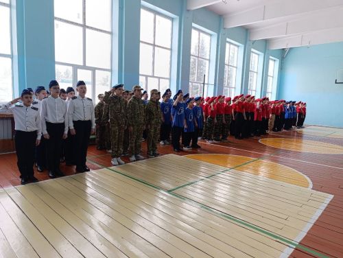 Юнармейцы продемонстрировали строевую подготовку и знания о Великой Отечественной войне