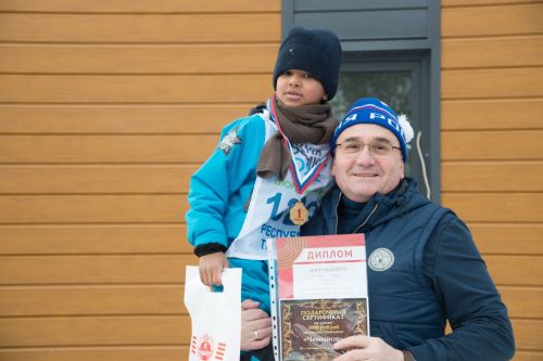 Около 700 бавлинцев присоединились к «Лыжне России»