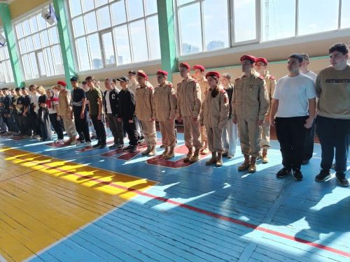 Бавлинские школьники побывали на экскурсии в Казанском танковом училище
