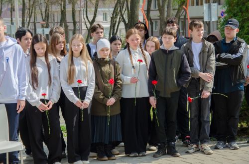 Жители Бавлов почтили память жертв Чернобыльской катастрофы