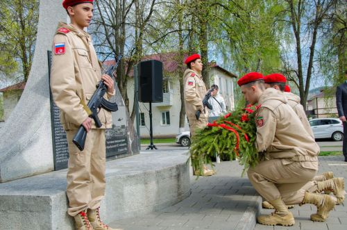 Жители Бавлов почтили память жертв Чернобыльской катастрофы