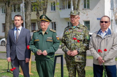 Жители Бавлов почтили память жертв Чернобыльской катастрофы