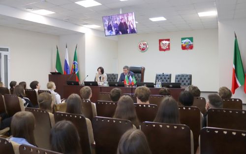 Победители образовательной программы «Памяти верны» награждены в Бавлинском районе