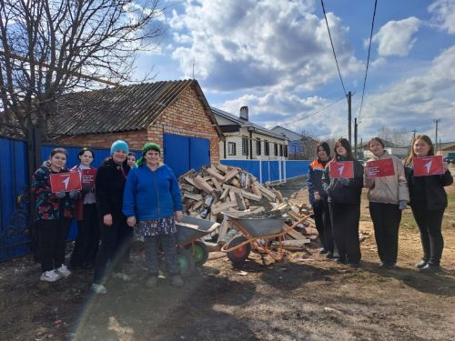 Бавлинские волонтёры помогли маме бойца