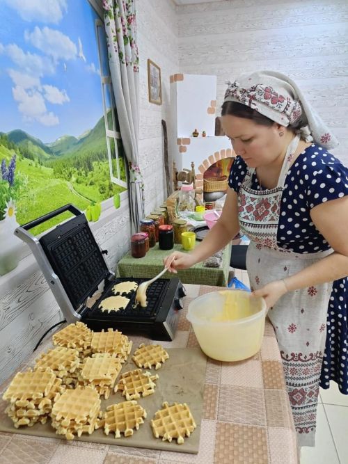 Рады помогать: жители села Крым-Сарай регулярно проводят акции по сбору гуманитарных грузов для бойцов