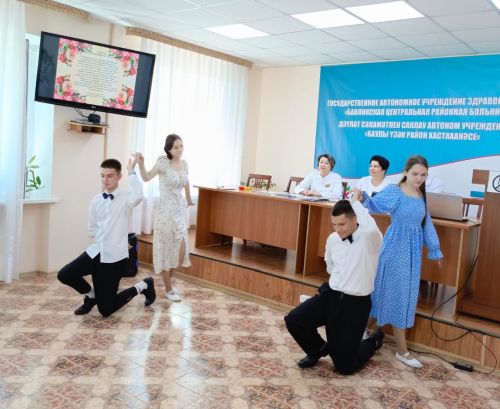 В Бавлах чествовали медицинских сестёр