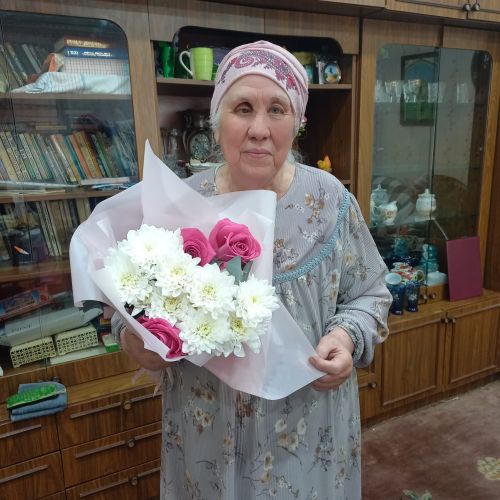 Дети войны получили подарки