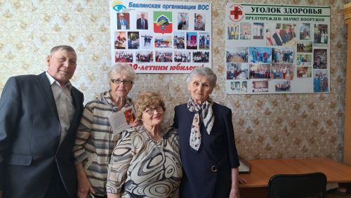 Дети войны получили подарки